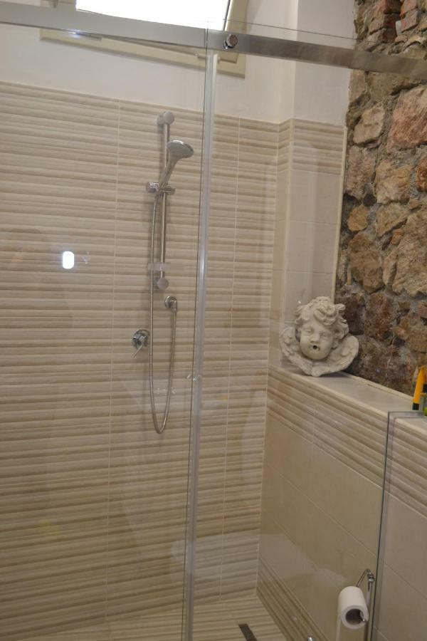 Salu' Apartment Таормина Екстериор снимка